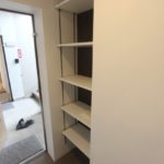 玄関横にはシューズ置き場があります (玄関) 玄関横にはシューズ置き場があります (玄関)