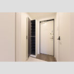 同施行会社の内装です (玄関) 同施行会社の内装です (玄関)