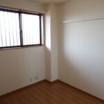 洋室 (内装) 洋室 (内装)