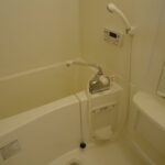 浴室 (風呂) 浴室 (風呂)