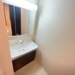 洗髪洗面化粧台