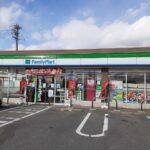 ファミリーマート半田大池町店まで303m (周辺)
