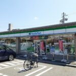 ファミリーマートまで427m (周辺)