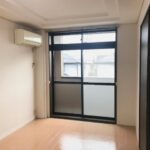 リビング (居間)