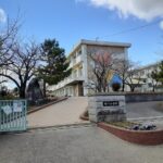 横川小学校まで400m (周辺)